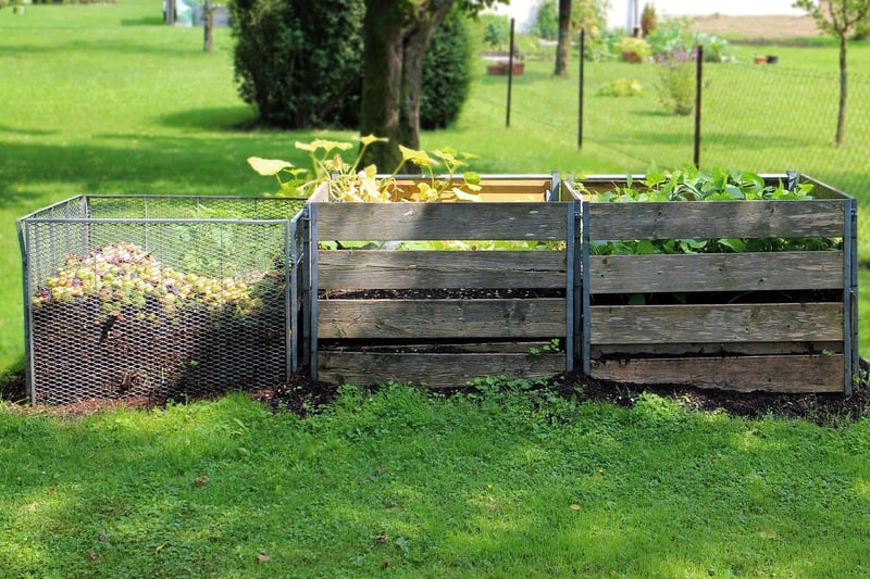 Compost Bin Building